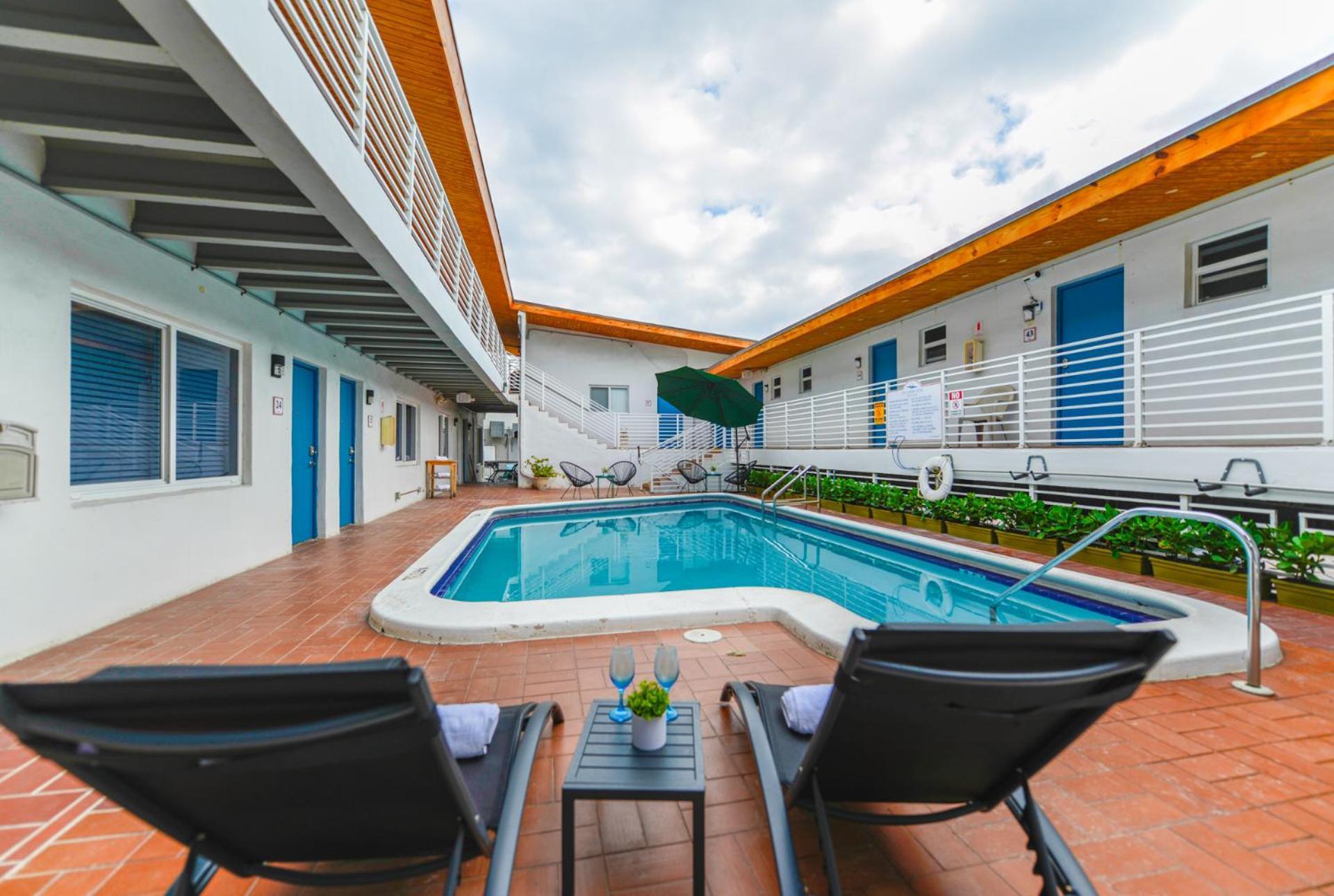 Spacious Studio With Balcony And Parking At The Beach -M46 هوليوود المظهر الخارجي الصورة