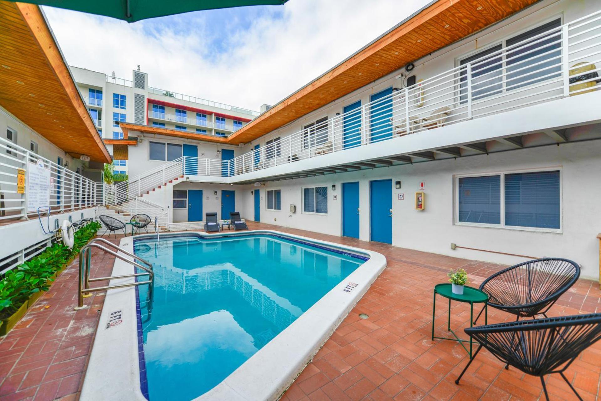 Spacious Studio With Balcony And Parking At The Beach -M46 هوليوود المظهر الخارجي الصورة