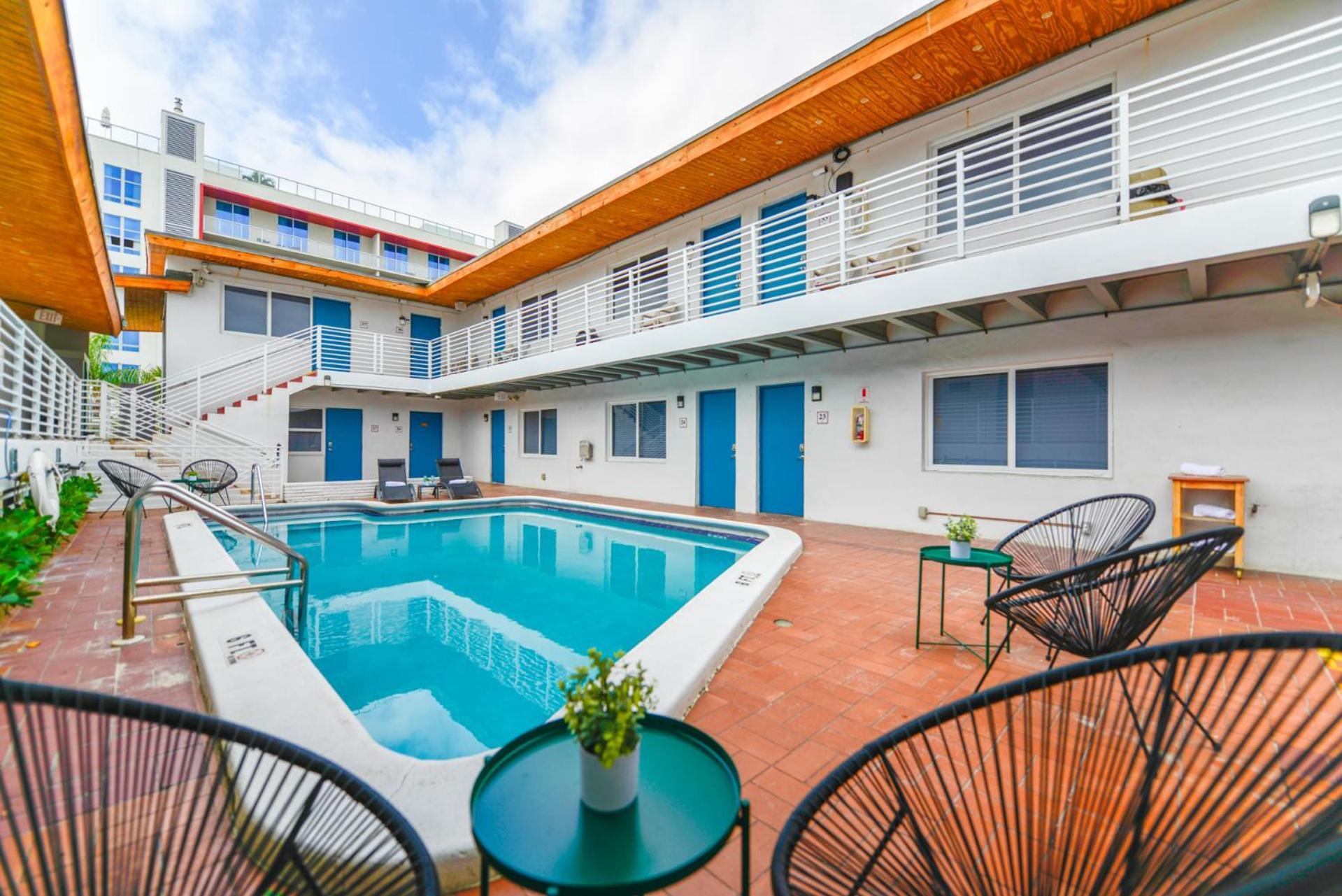 Spacious Studio With Balcony And Parking At The Beach -M46 هوليوود المظهر الخارجي الصورة